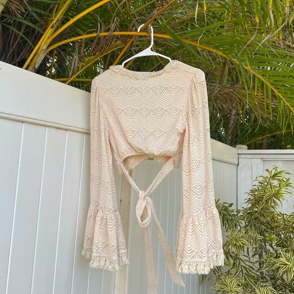 SMALL boho cream beachy long sleeve shirt - Picture 2 of 3